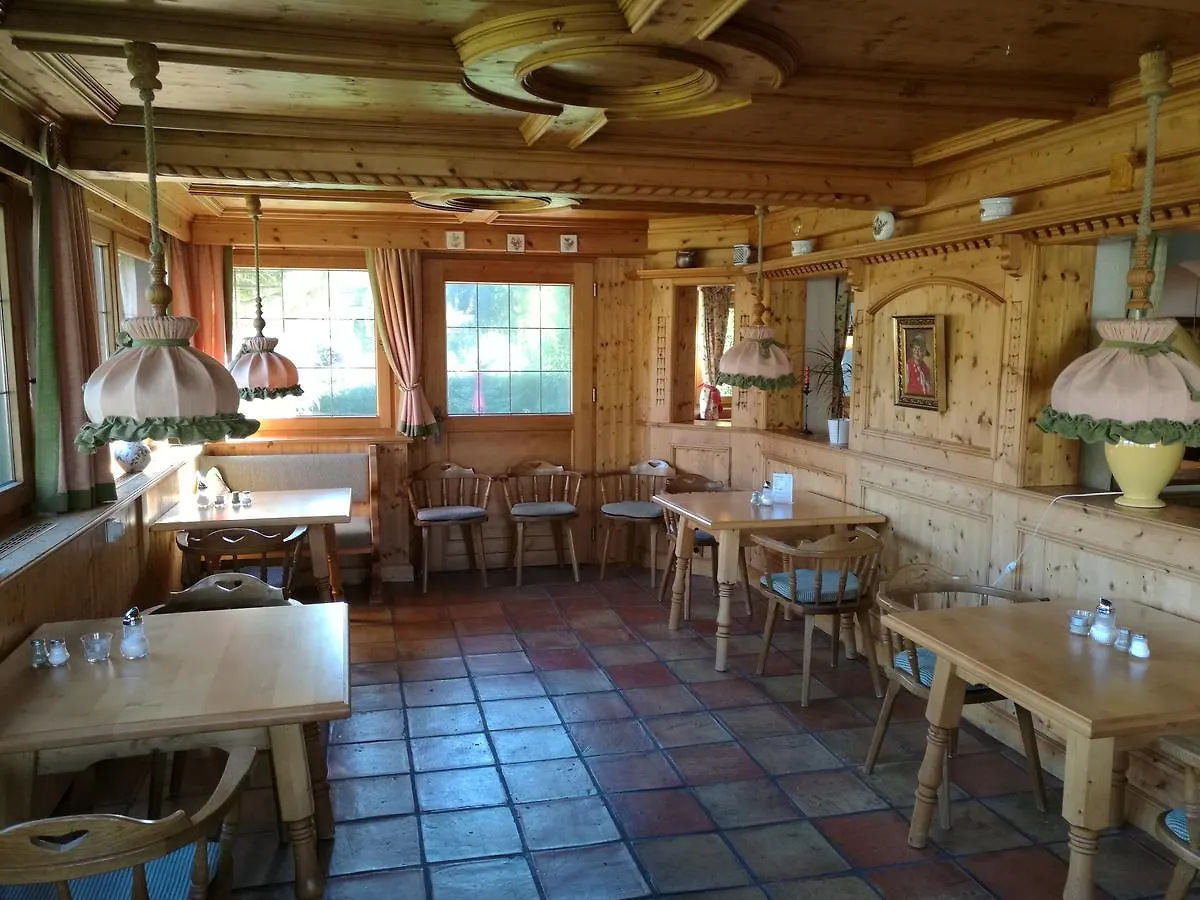 Landhotel Sonnenfeld Bad Wiessee 3*,